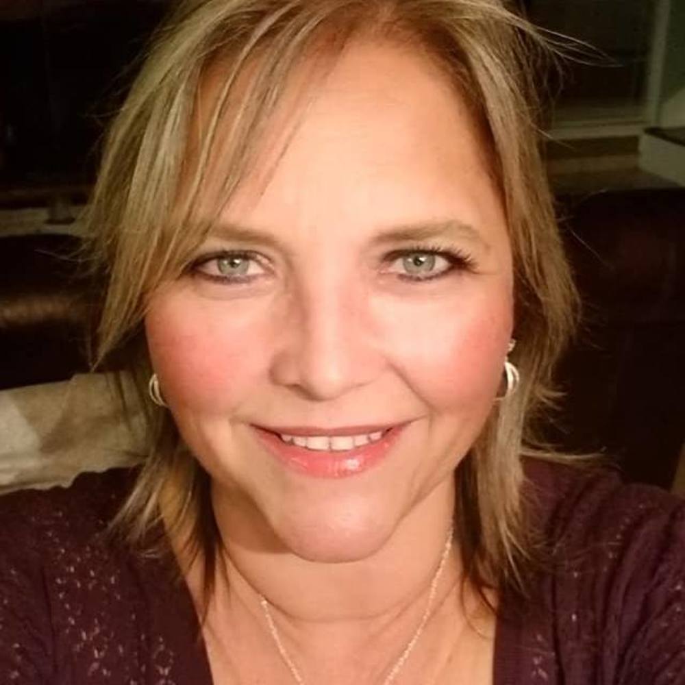 Meet your Posher, Adriane